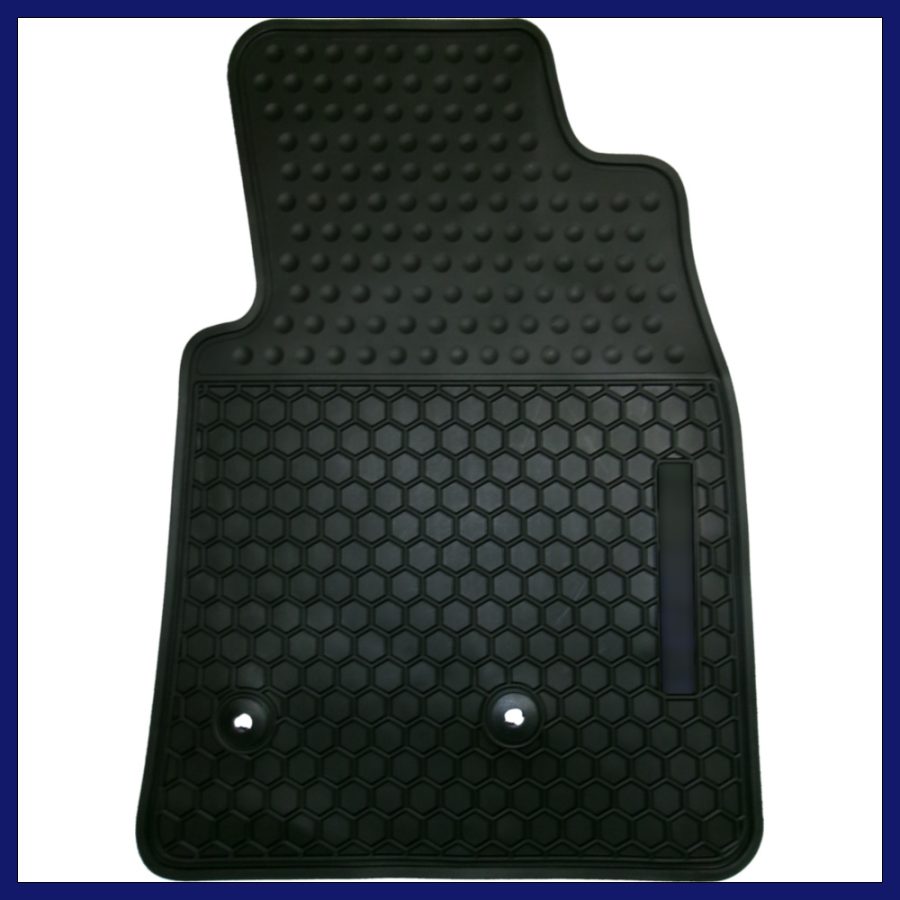 Mitsubishi Pajero (2006-2021) - Rubber Floor Mats - Image 2