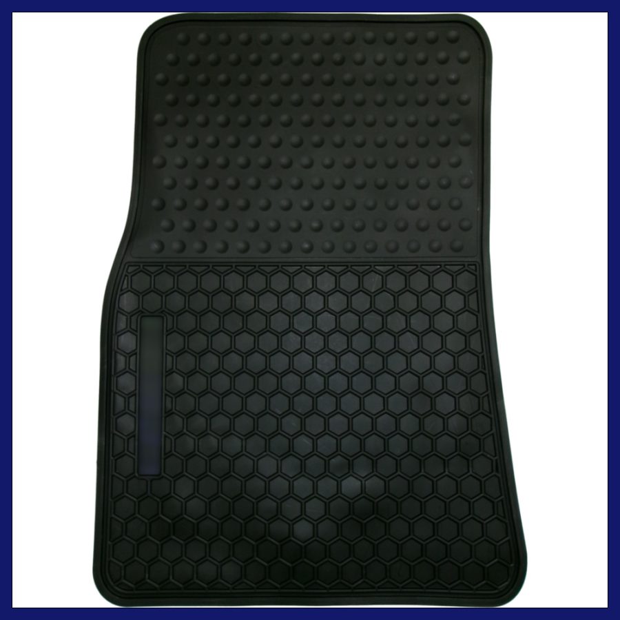 Mitsubishi Pajero (2006-2021) - Rubber Floor Mats - Image 3